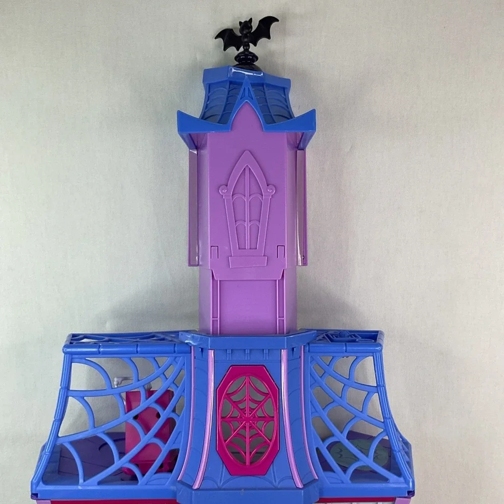 Disney Jr. Vampirina Scare B&B Doll Play‎ House Mansion Castle Playset House